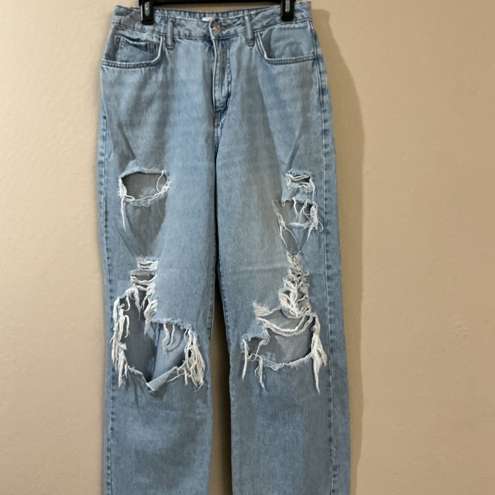 Forever 21 High Rise Distressed Blue Jeans